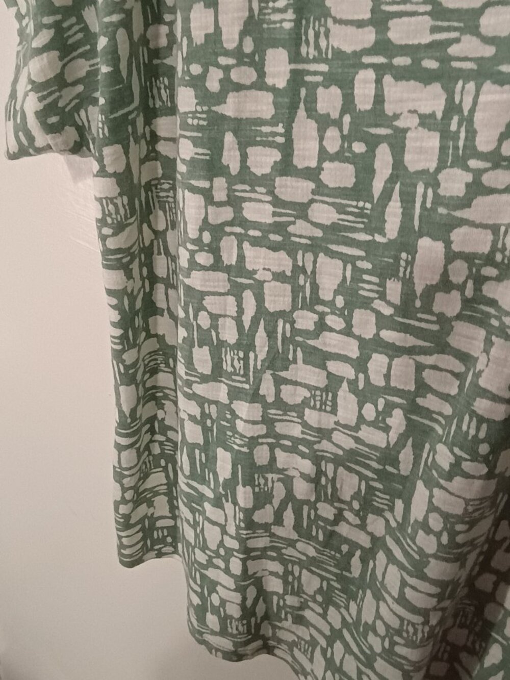 Per Seption Women Green White Abstract Print Top 3X Plus Size Short Sleeve V Nec - Picture 6 of 7